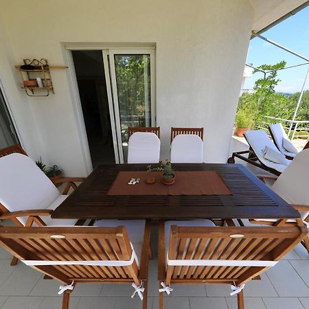 Apartment Justina Murter Esterno foto