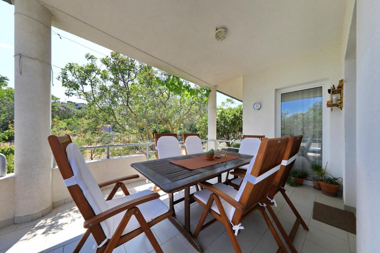 Apartment Justina Murter Esterno foto